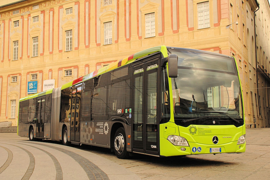 Mercedes-Benz Citaro G con allestimento Metrobus a Genova
