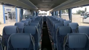 Gli interni in blu e grigio, coordinati alla grafica Star Bus